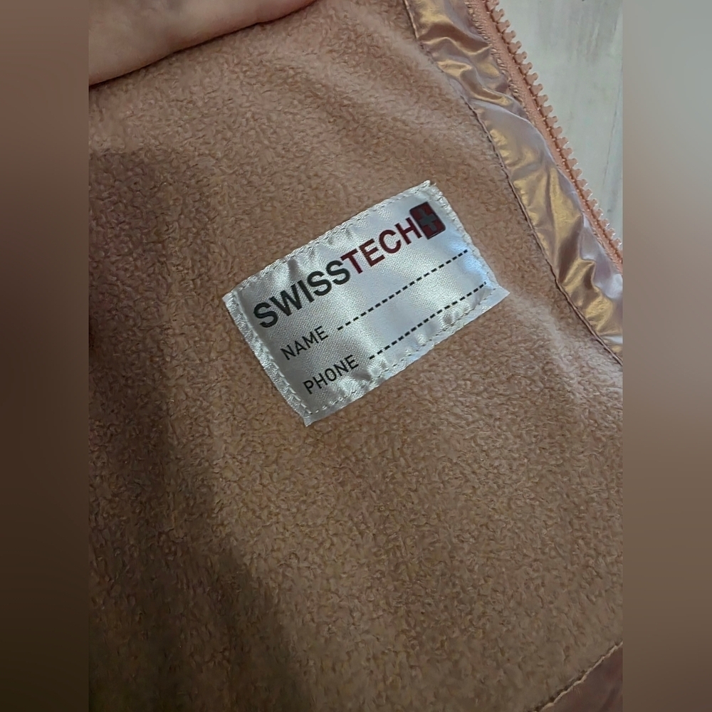 Swiss Tech Puffer Jacket - Picture 4 of 6